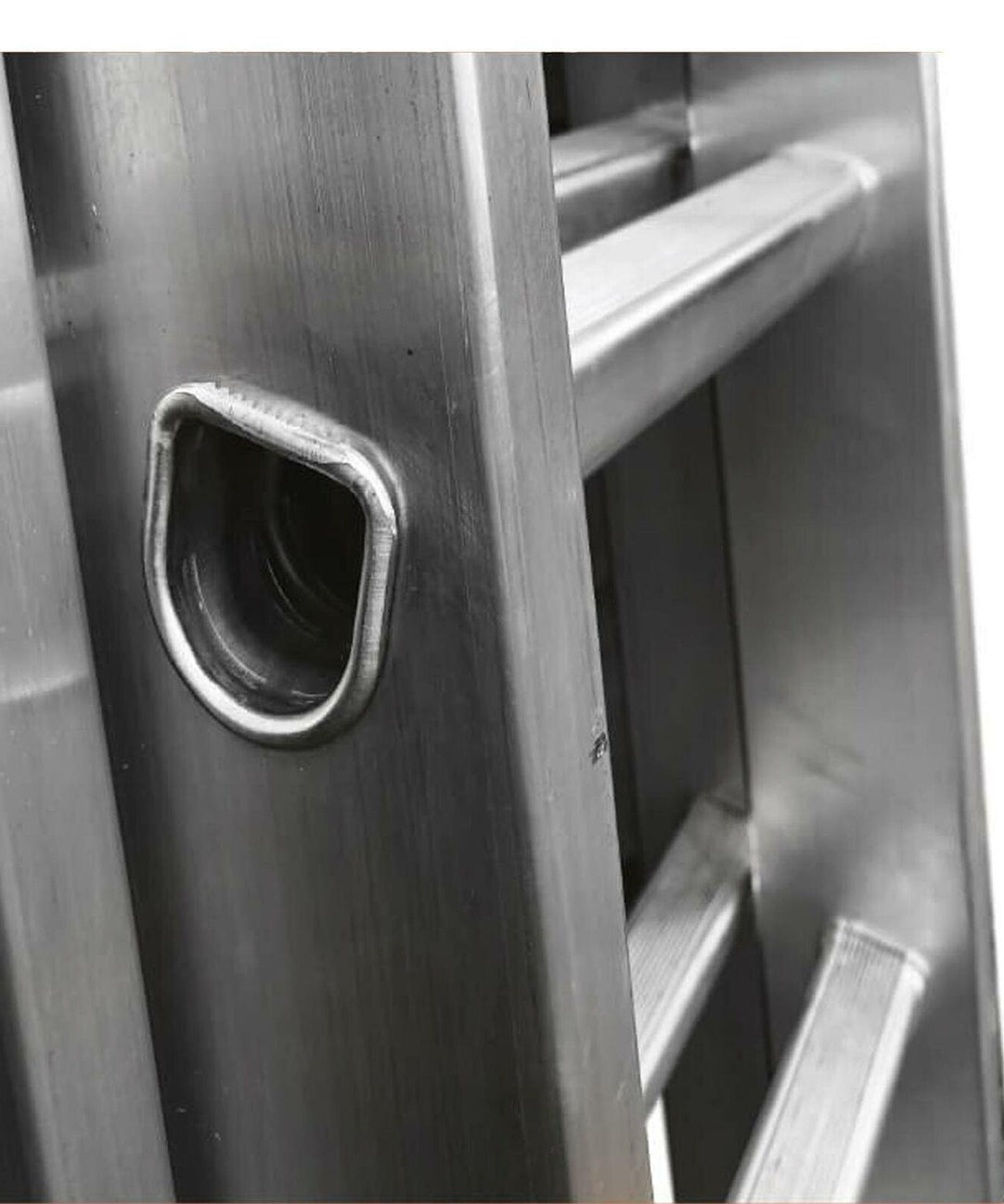 Dapetz 13 Rung Aluminium Extension Ladder 3.5m, Triple Section, Made In Uk