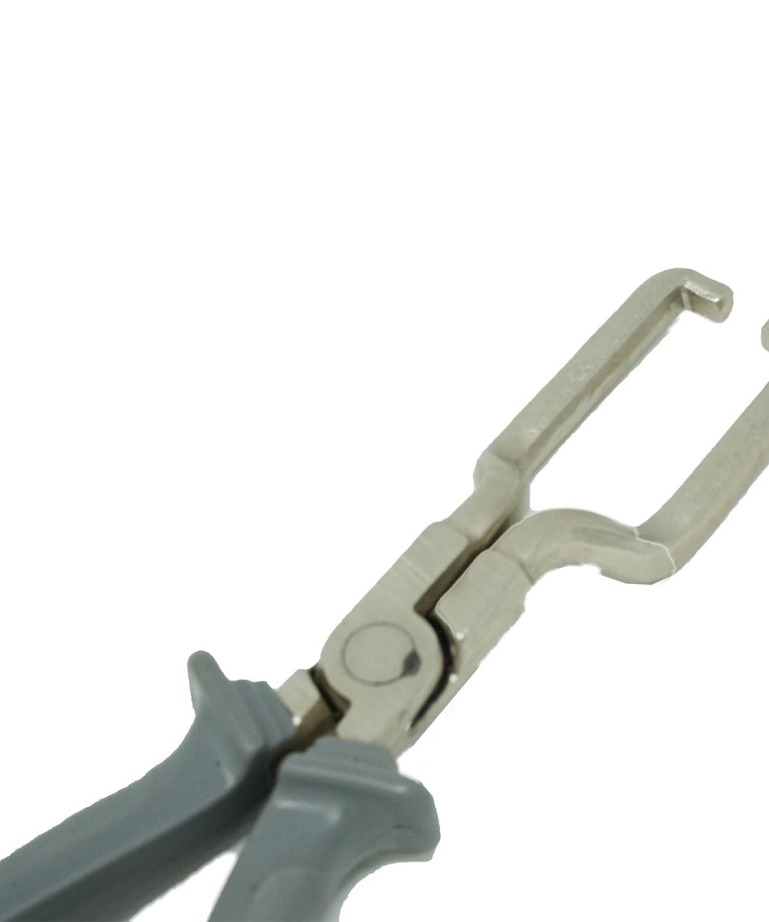 Fuel Feed Pipe Pliers Removal